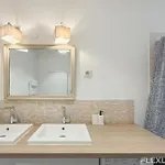 Superb 1 Elegant In The Heart Of Paris' 8th District
