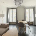 Superb 1 Elegant In The Heart Of Paris' 8th District * Paryż