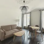 Superb 1 Elegant In The Heart Of Paris' 8th District * Paryż