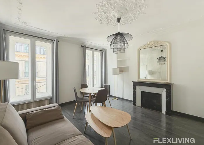 Superb 1 Elegant In The Heart Of Paris' 8th District 度假居 巴黎